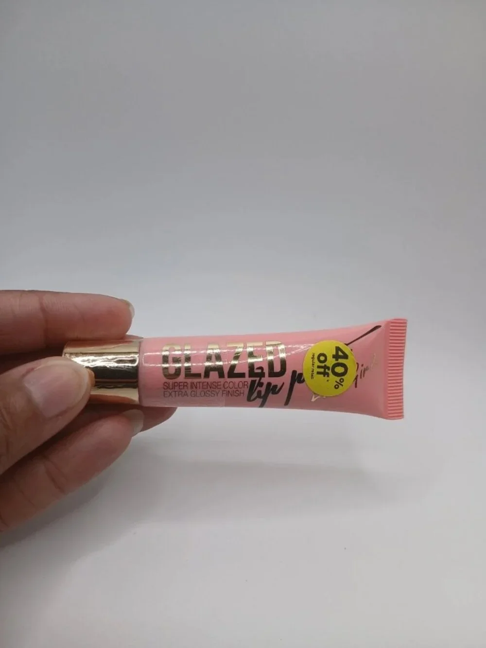 L.A. Colors Glazed Lip Paint, Shade GLG789 Flirt